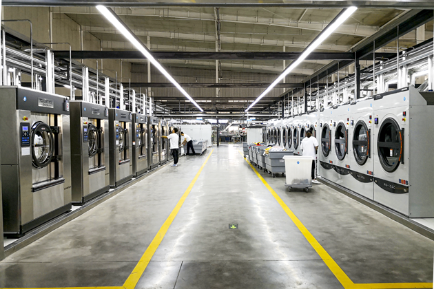 oasis Washer-Extractor in Centralized Laundry Plant
